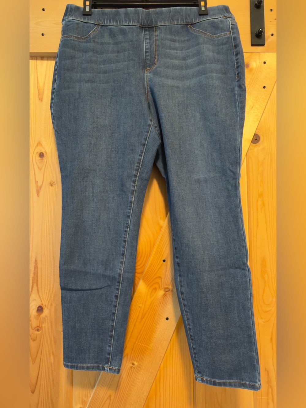 Lane Bryant Mid-Blue Stretch Jeggings — Slim Pull-On Denim